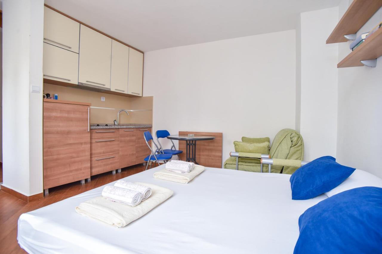 Apartment Lucky Budva Exteriör bild