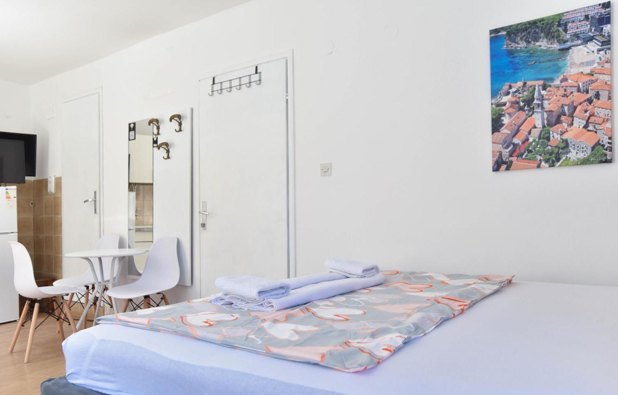 Apartment Lucky Budva Exteriör bild
