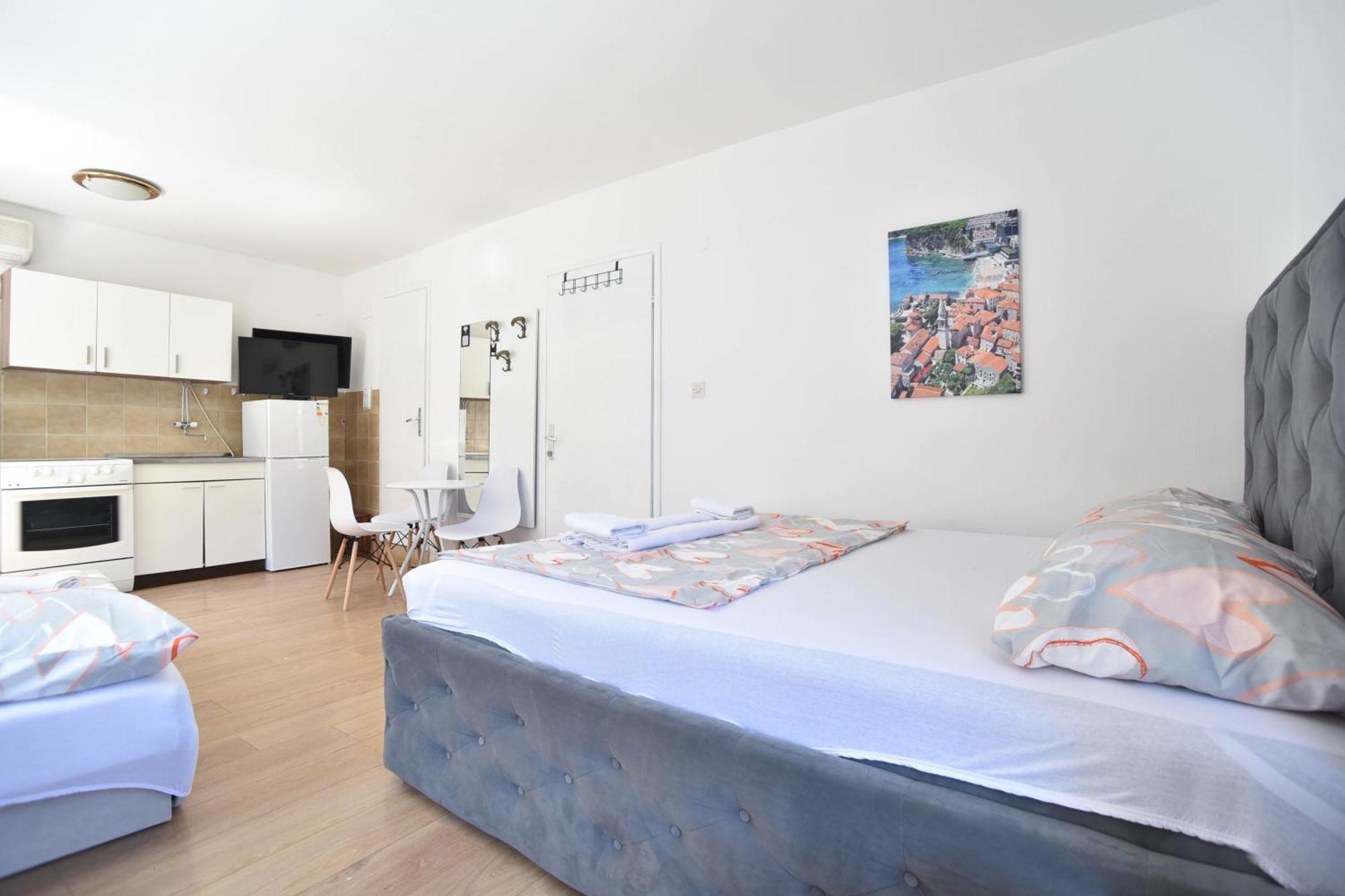 Apartment Lucky Budva Exteriör bild